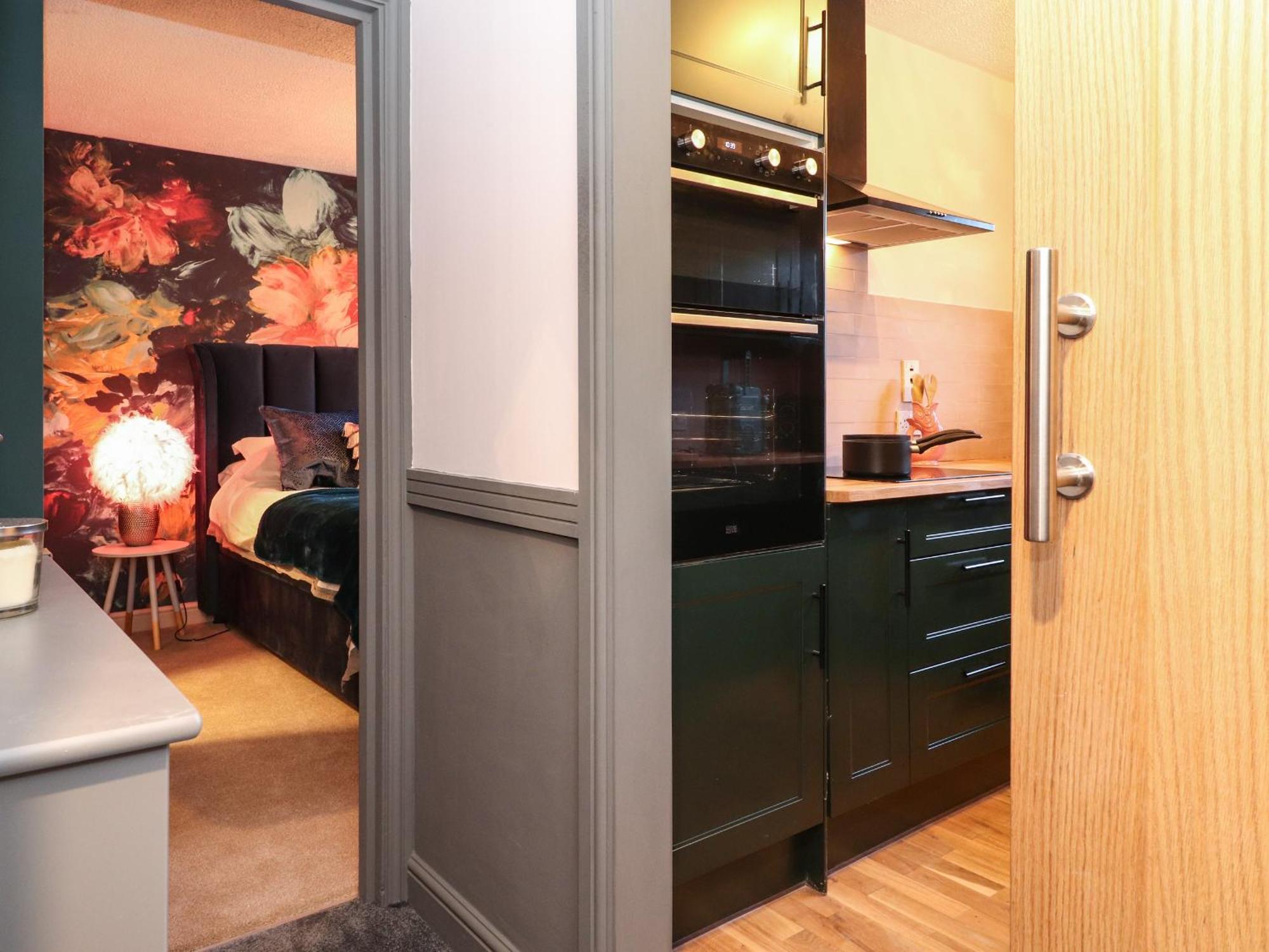 Vila Tipsy Bee Windermere Exteriér fotografie